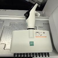 Integra Assist Plus Automatic Pipettor image 3